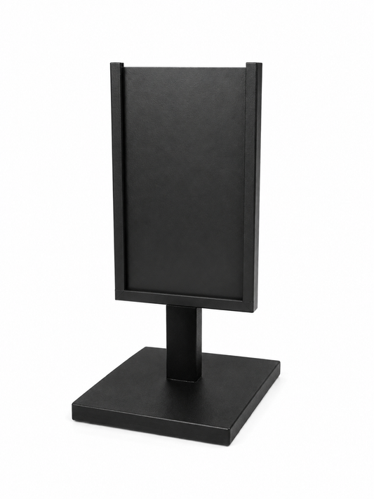 Sort 3D-printet Slab Display for PSA- og CGC-graderte samlekort med 10 × 10 cm base.